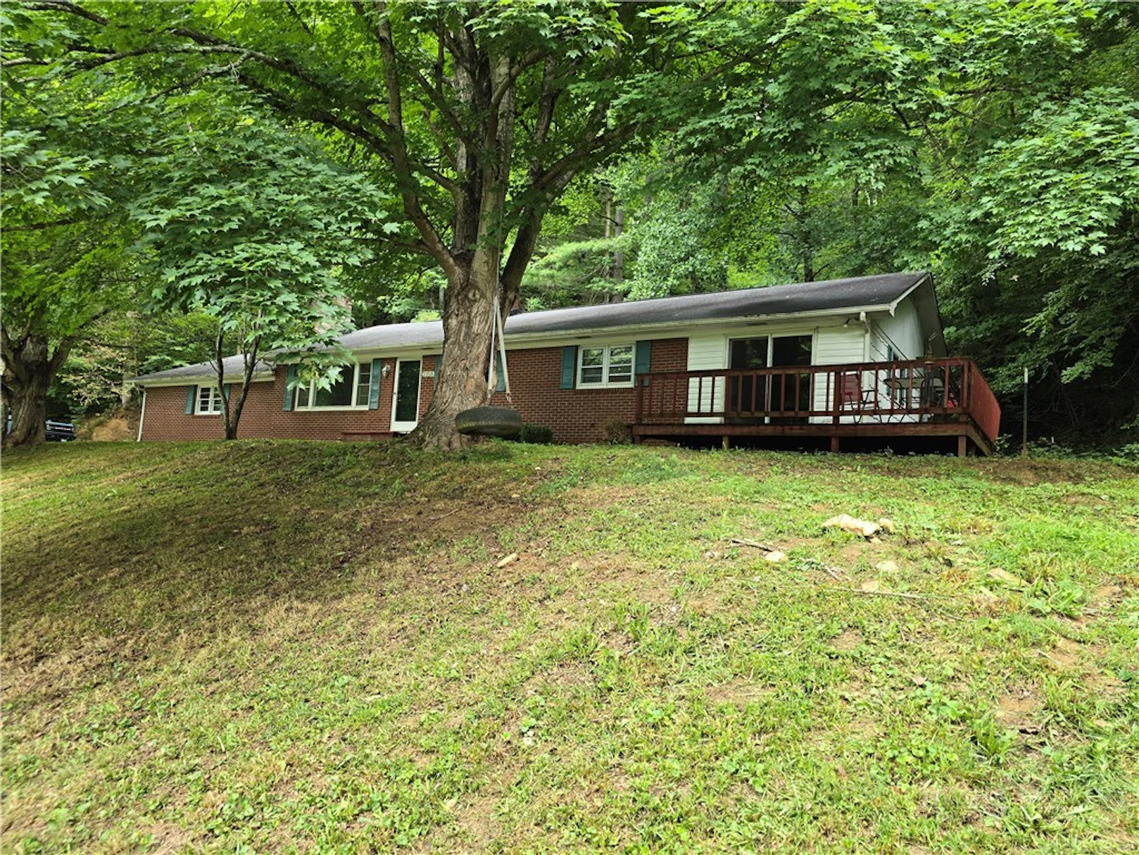 Image number 3 for the current listing