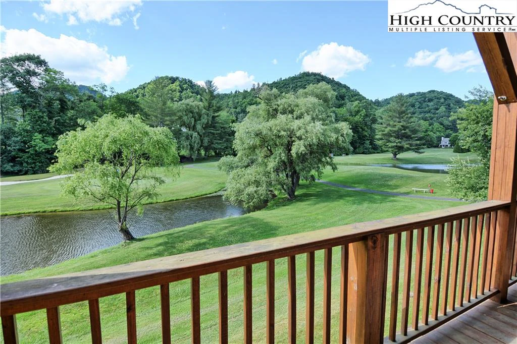 Image number 16 for the current listing