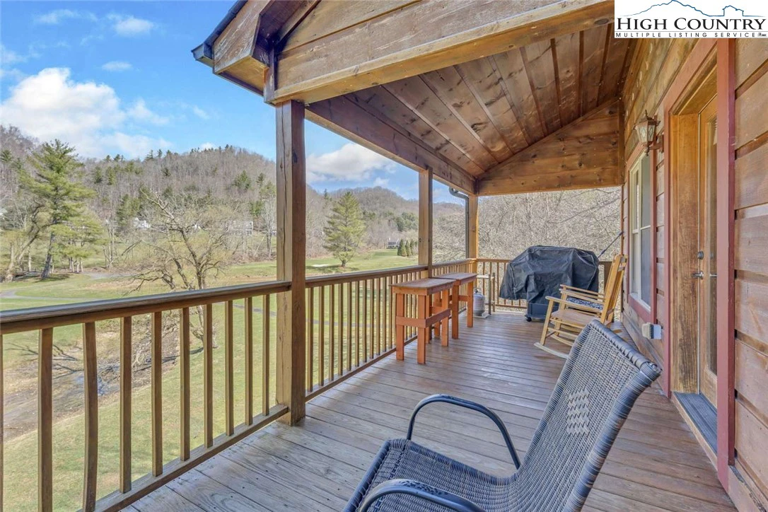 Image number 6 for the current listing