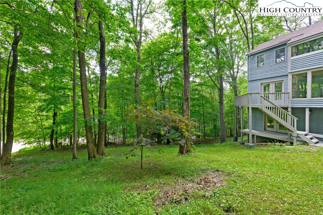 Image number 20 for the current listing
