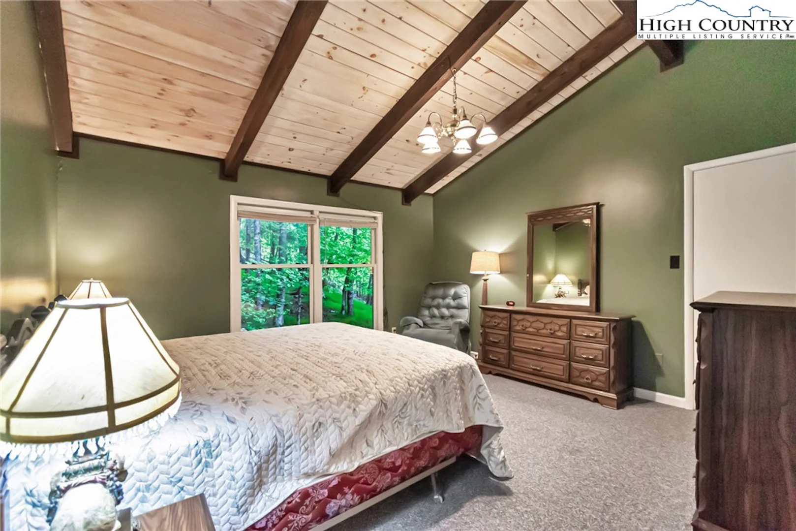 Image number 12 for the current listing