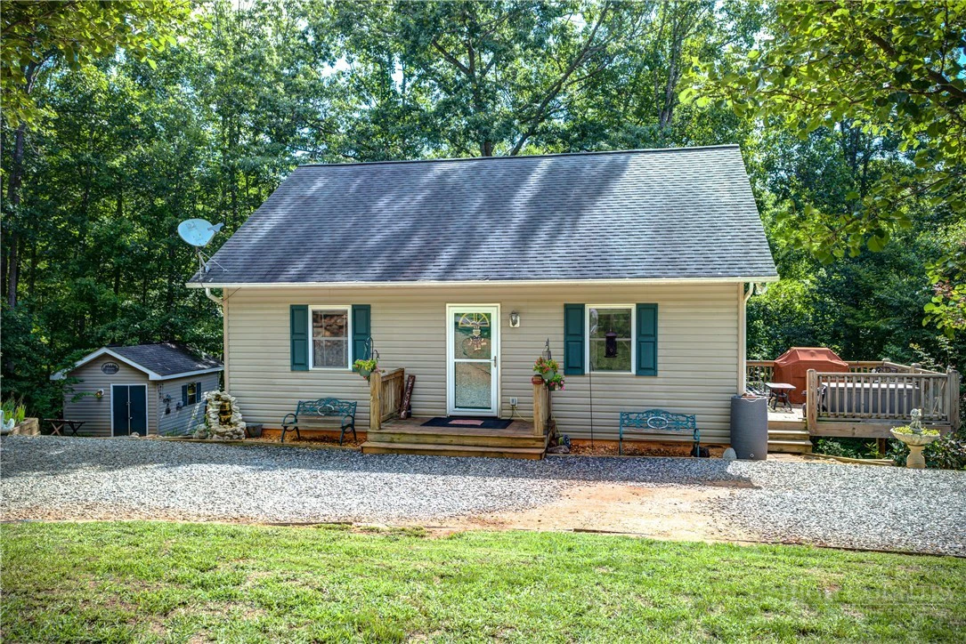 Image number 2 for the current listing