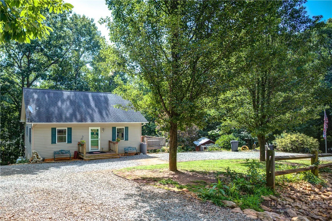Image number 12 for the current listing