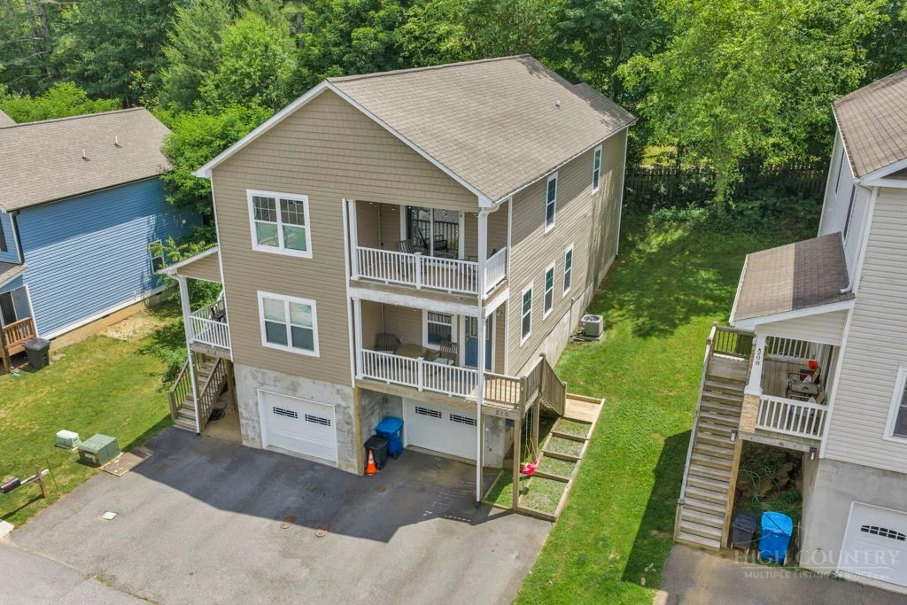 Image number 2 for the current listing
