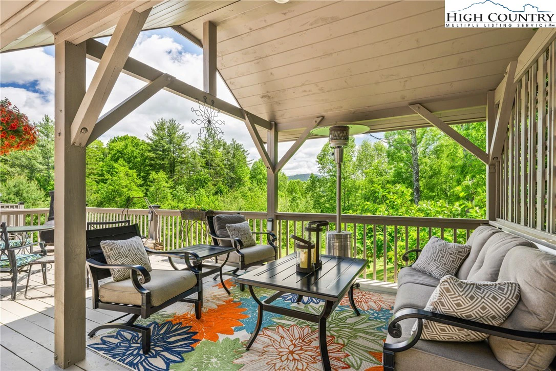Image number 7 for the current listing