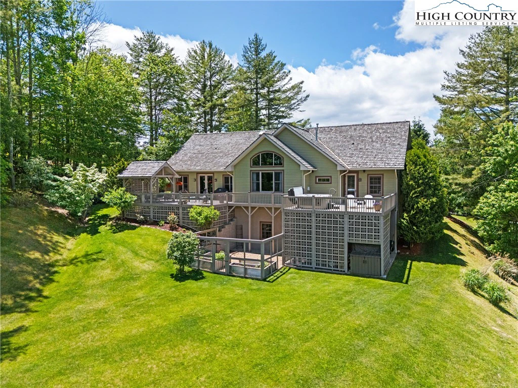 Image number 11 for the current listing