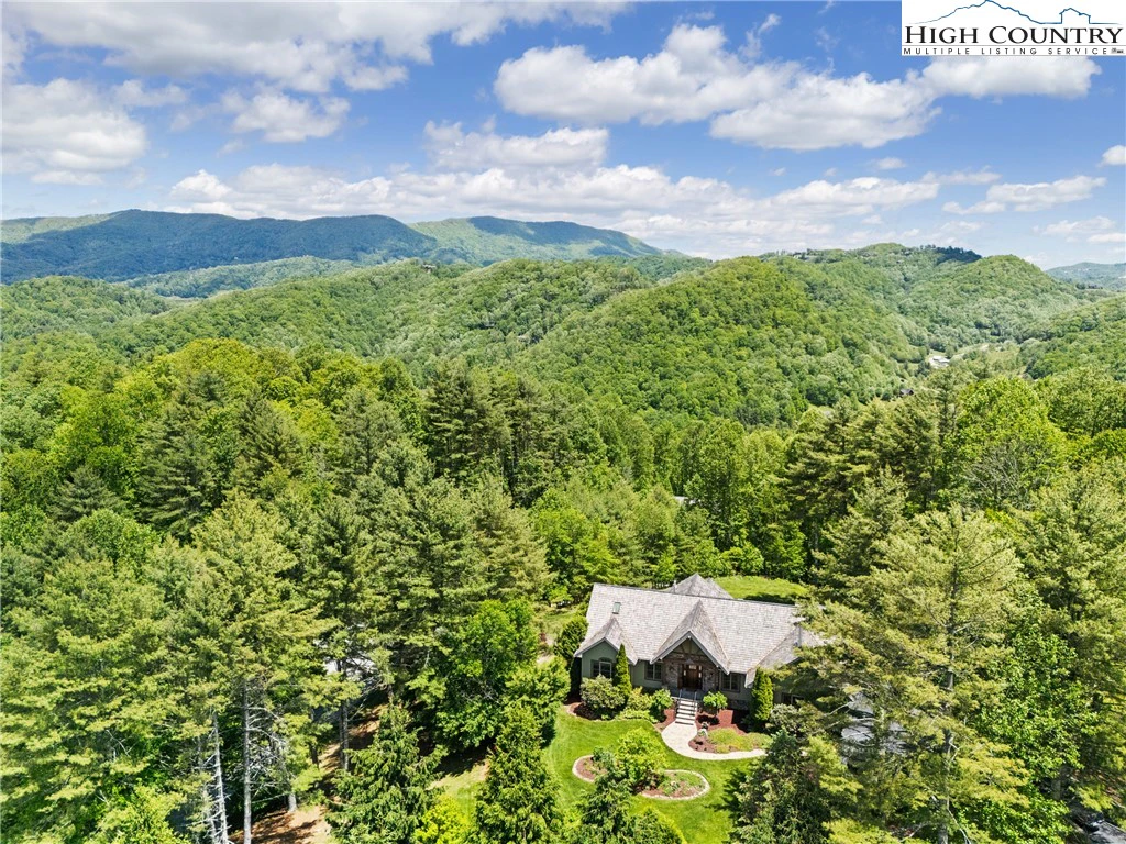 Image number 18 for the current listing