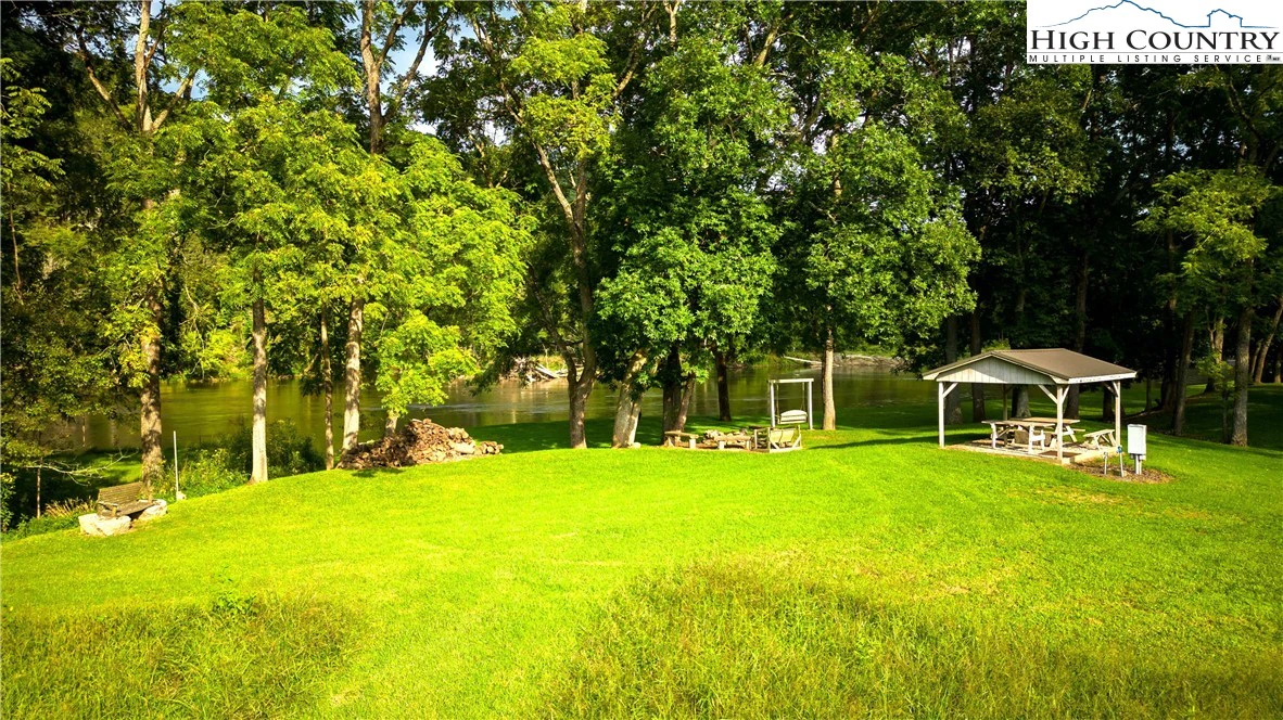 Image number 9 for the current listing