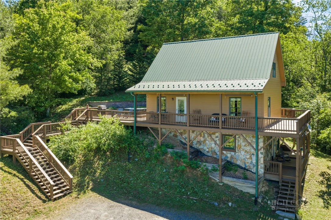 Image number 2 for the current listing
