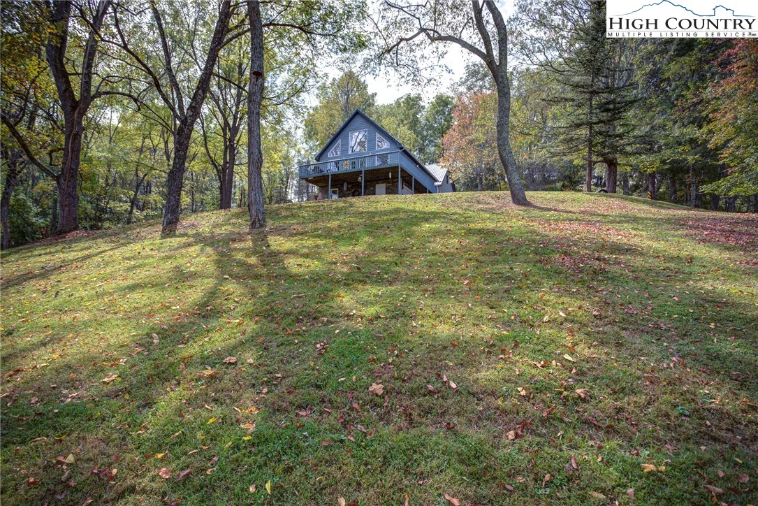 Image number 15 for the current listing