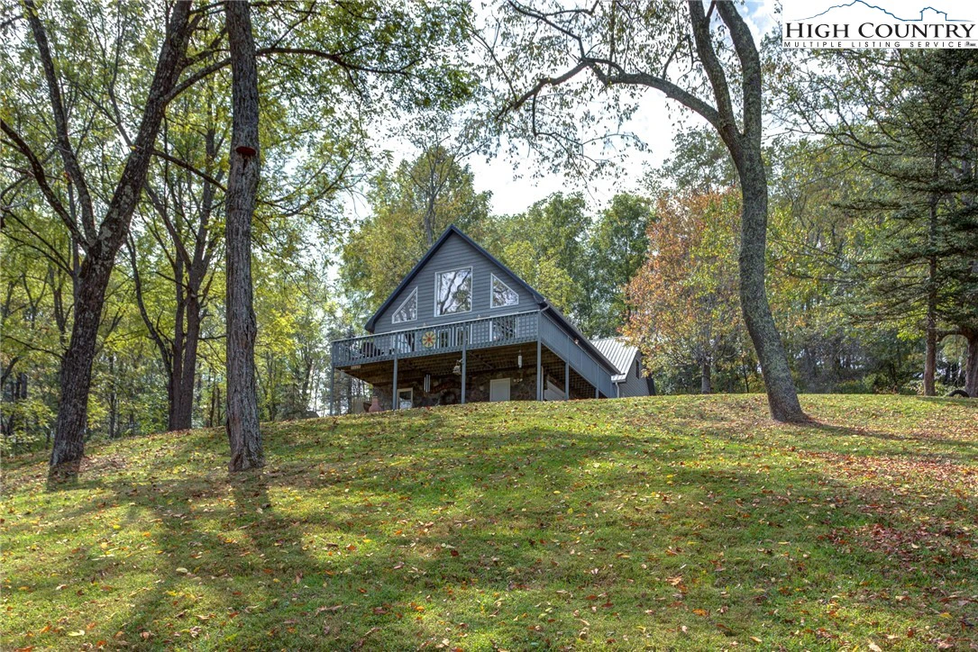 Image number 16 for the current listing