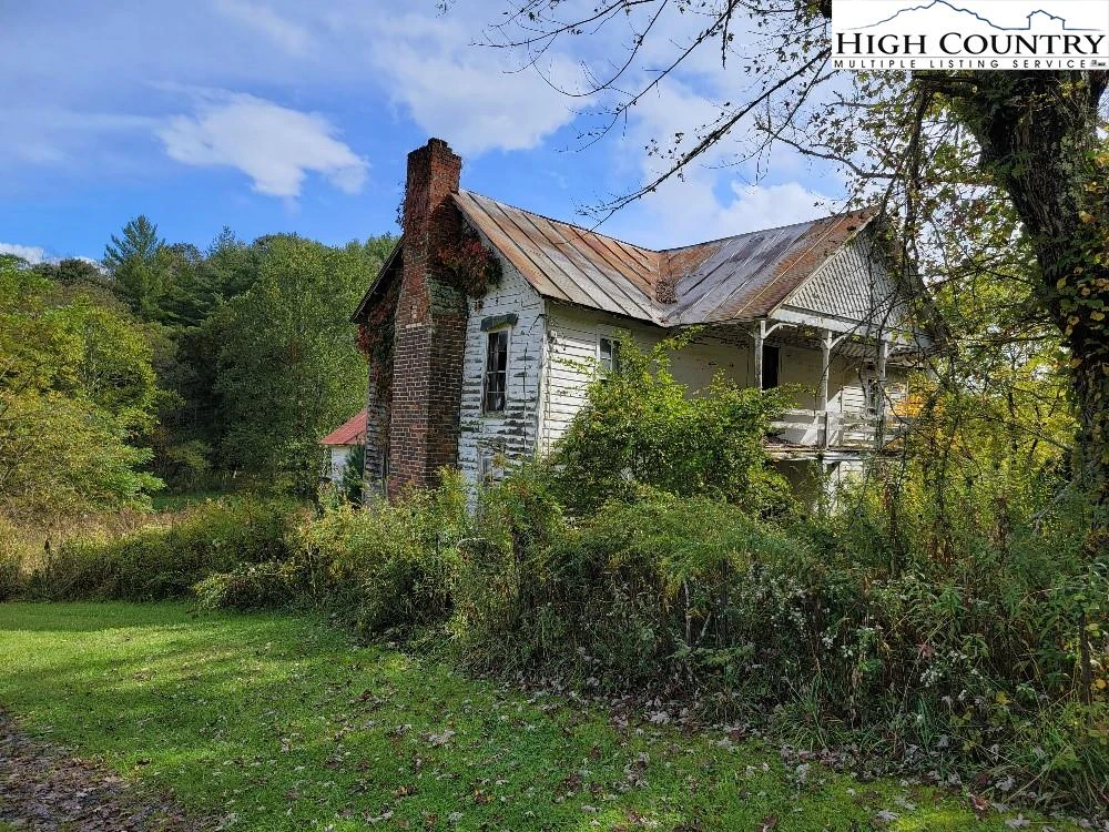 Image number 12 for the current listing