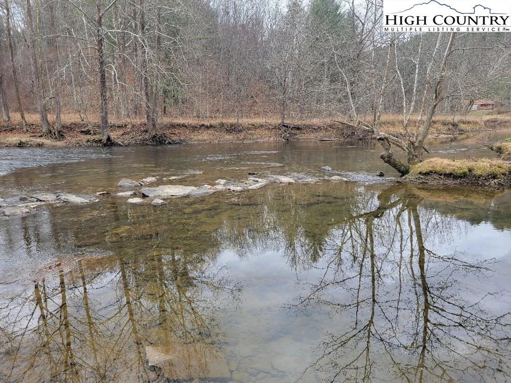 Image number 6 for the current listing