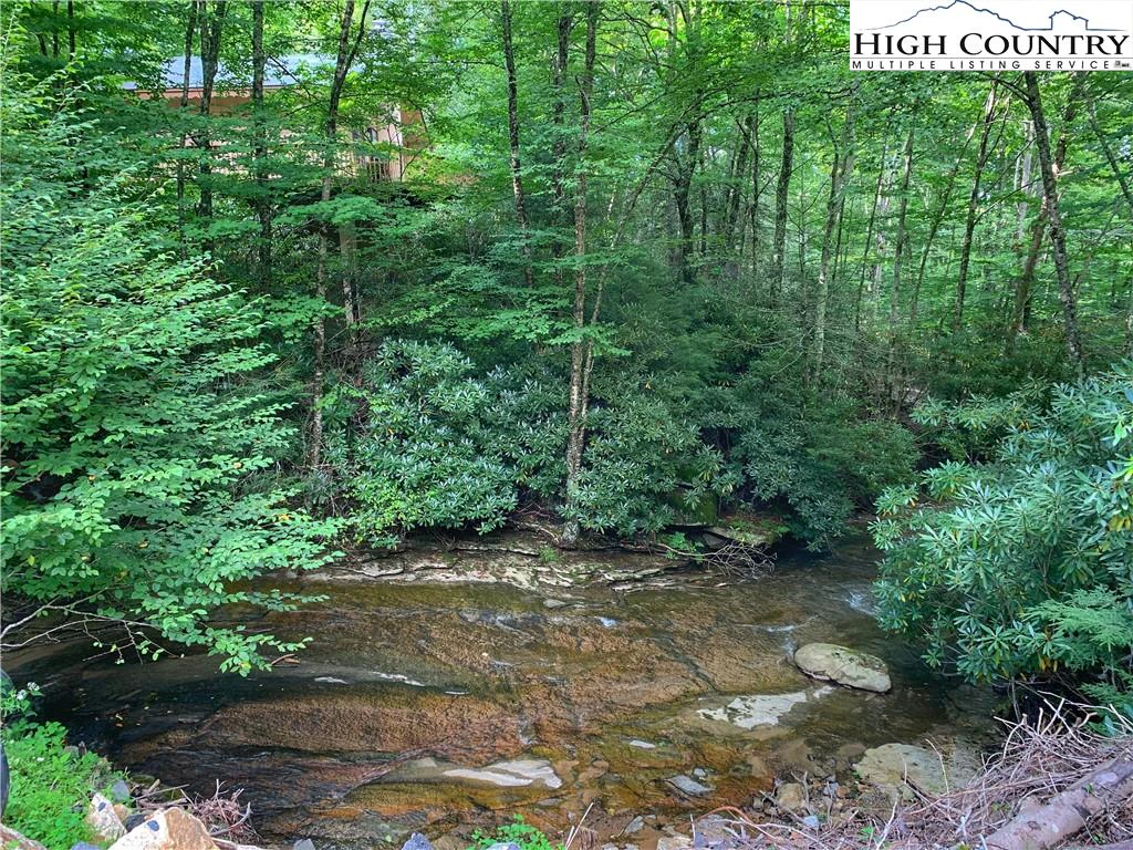 Image number 22 for the current listing