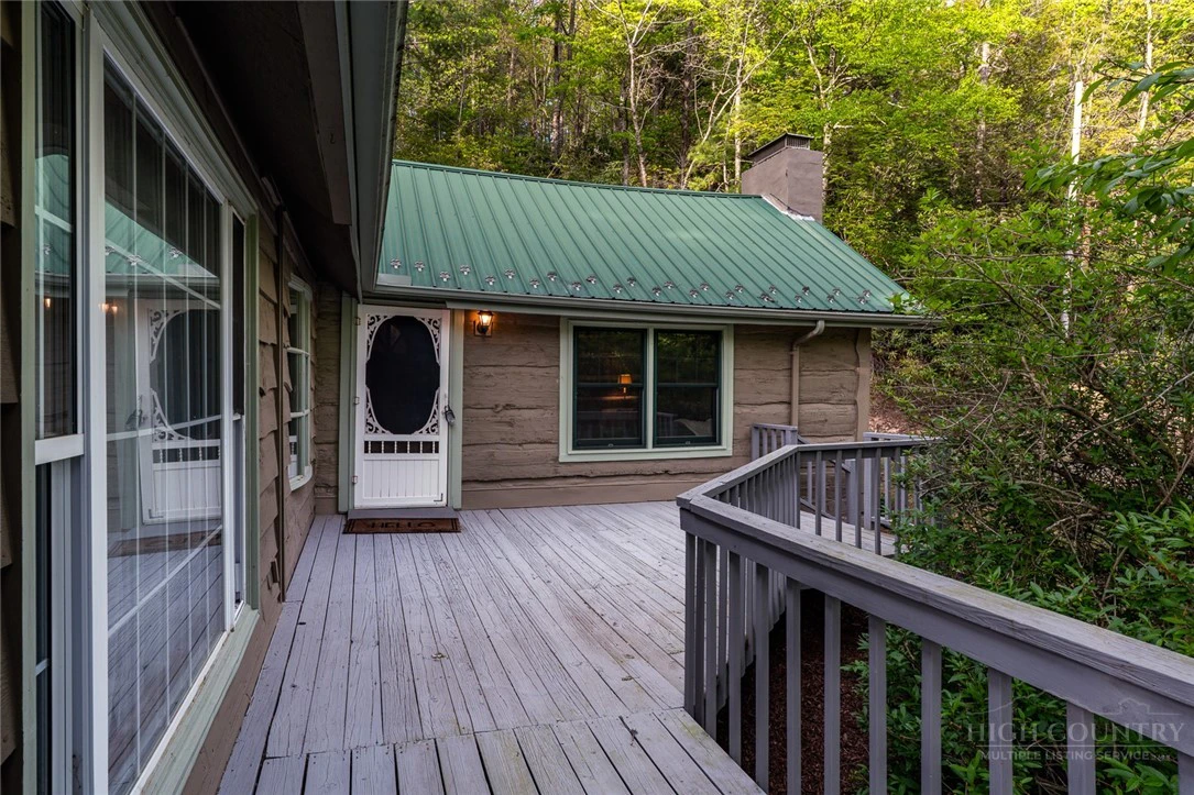 Image number 4 for the current listing
