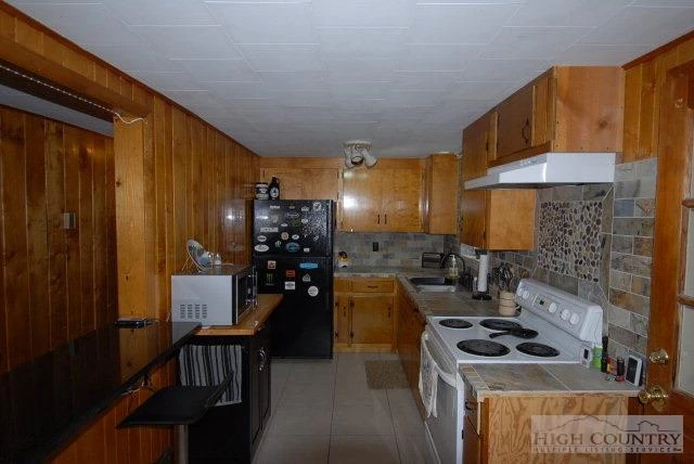 Image number 8 for the current listing