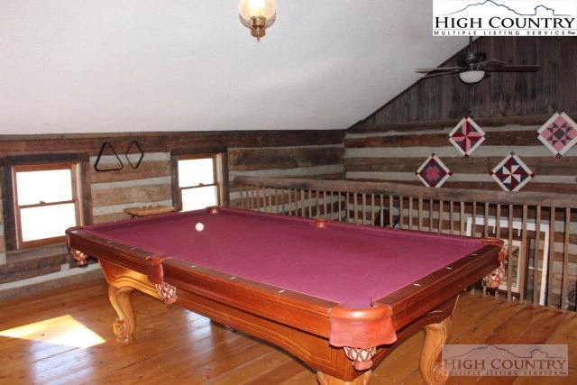 Image number 10 for the current listing