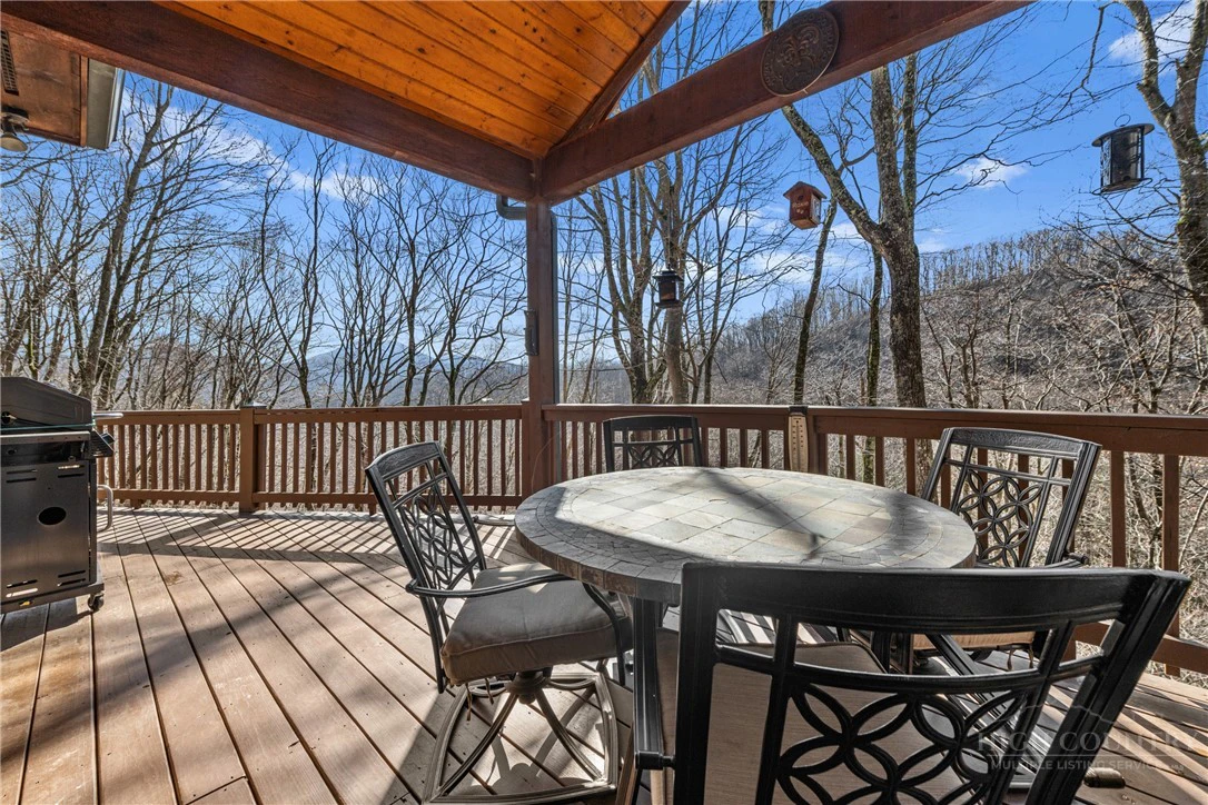 Image number 10 for the current listing