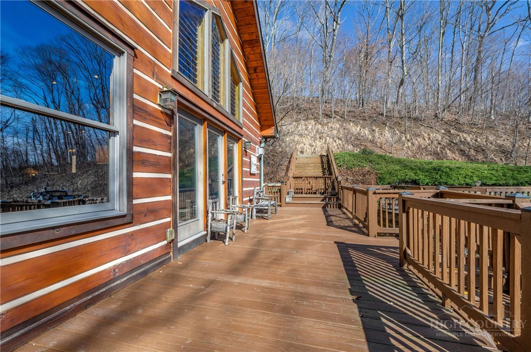 Image number 8 for the current listing