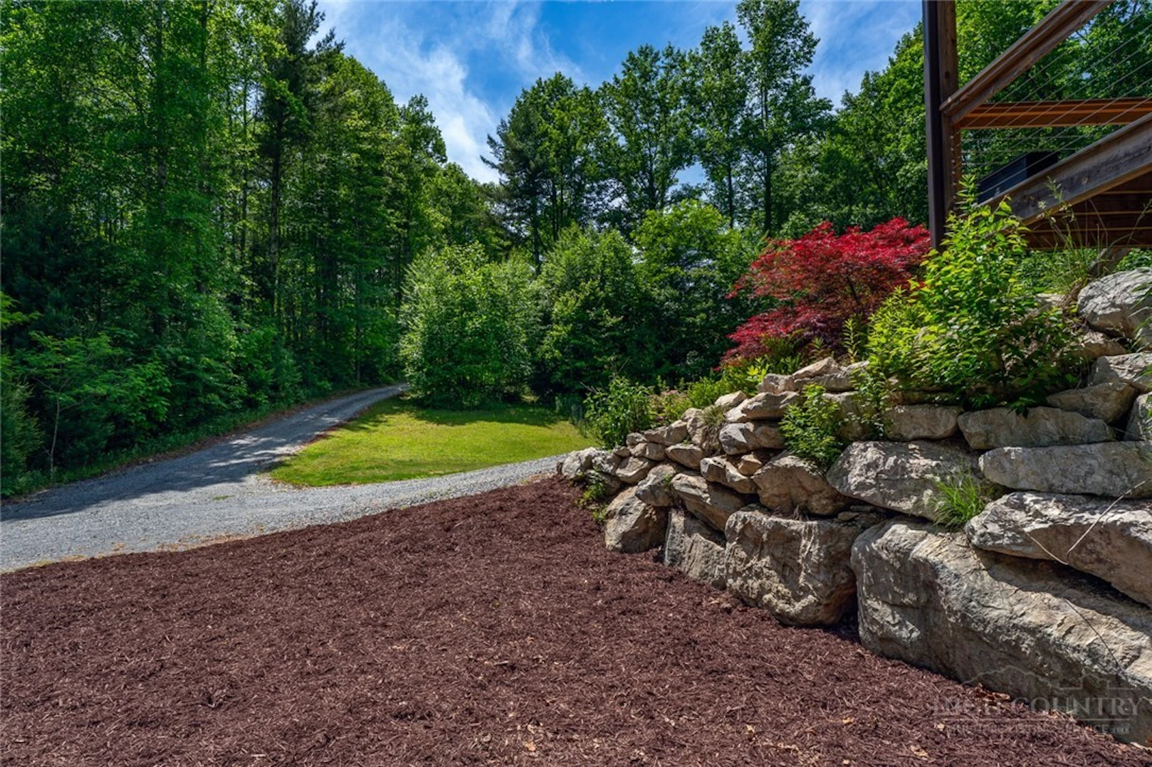 Image number 9 for the current listing