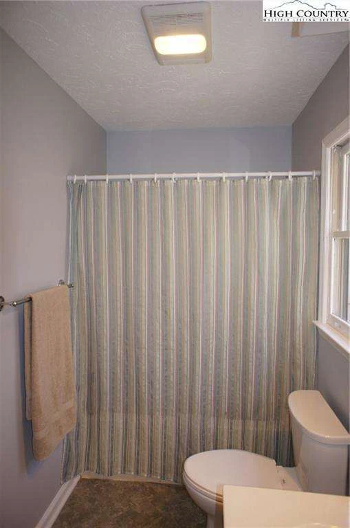 Image number 13 for the current listing