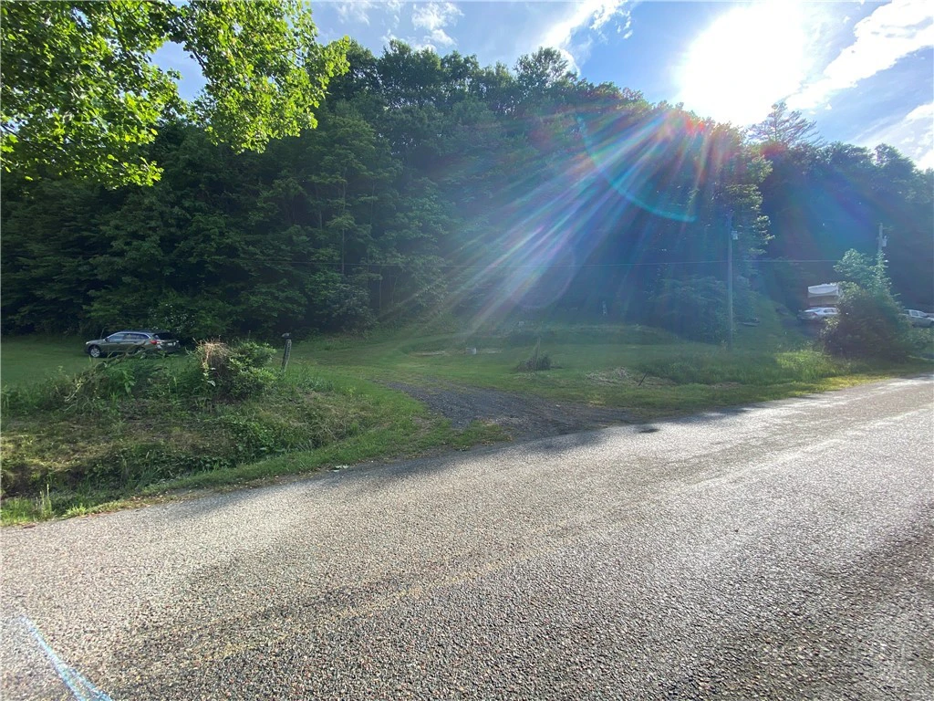 Image number 3 for the current listing