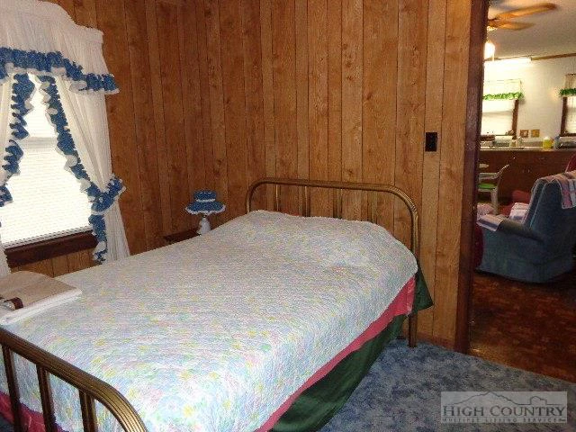 Image number 6 for the current listing