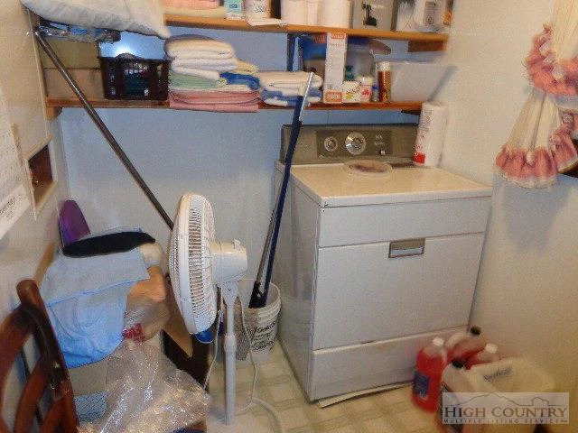 Image number 3 for the current listing