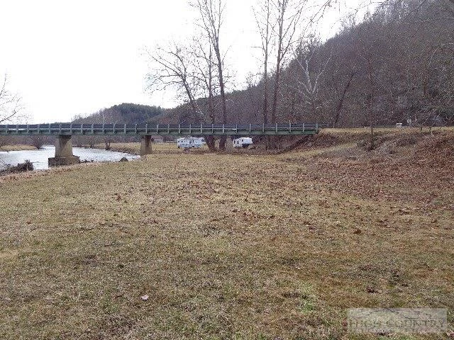 Image number 12 for the current listing