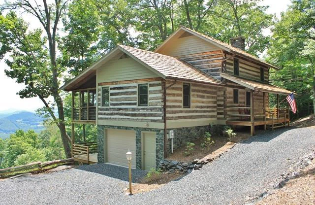 Image number 1 for the current listing