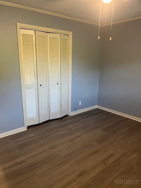 Image number 13 for the current listing