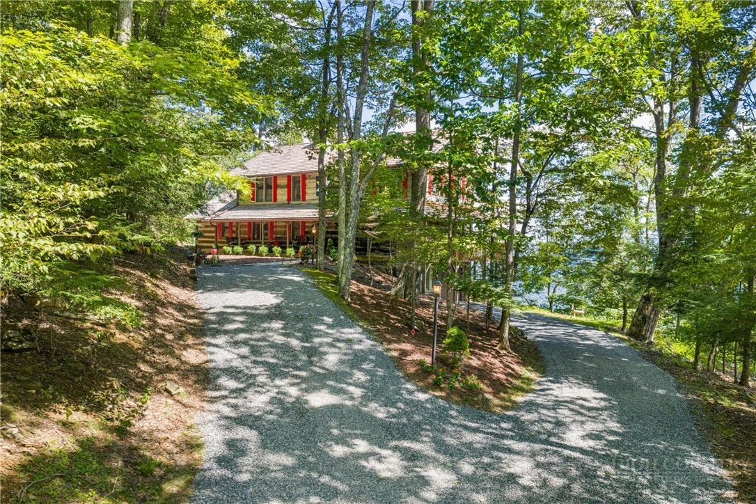 Image number 20 for the current listing