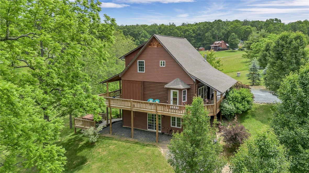 Image number 1 for the current listing