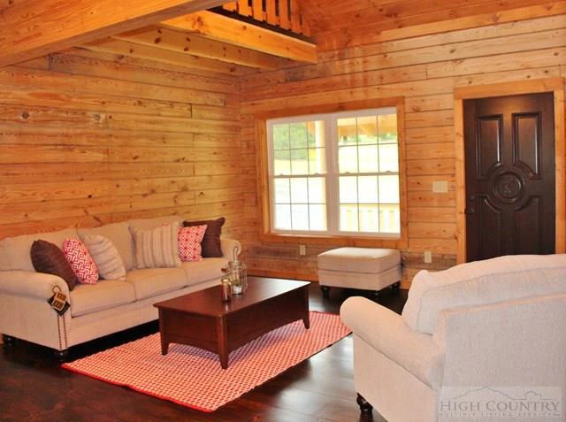 Image number 7 for the current listing