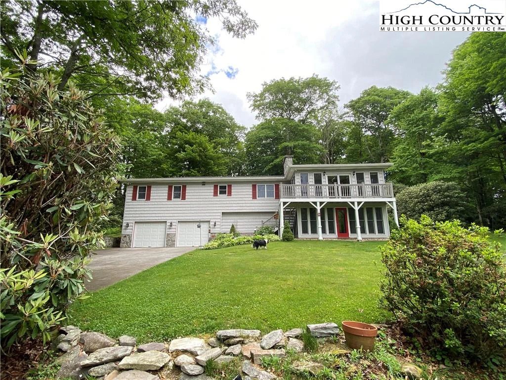 Image number 19 for the current listing