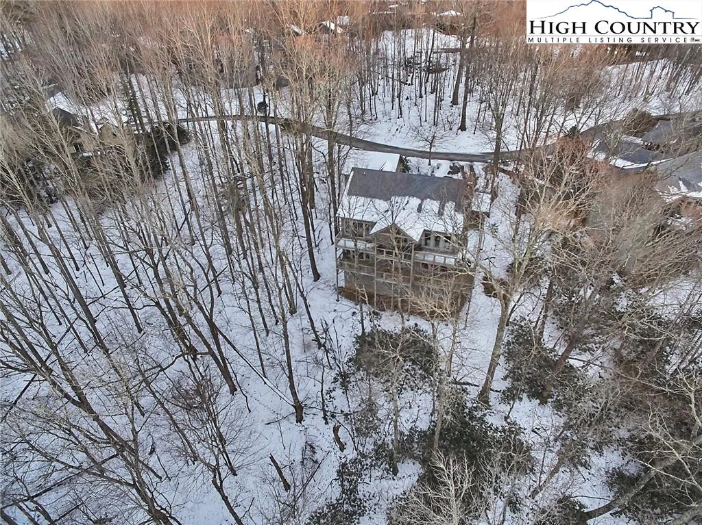 Image number 17 for the current listing