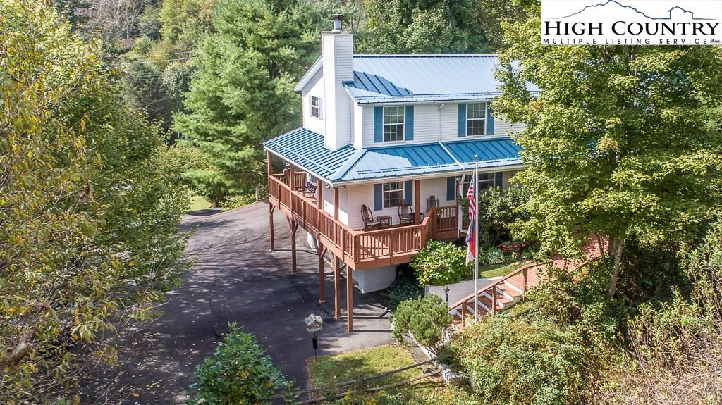 Image number 1 for the current listing