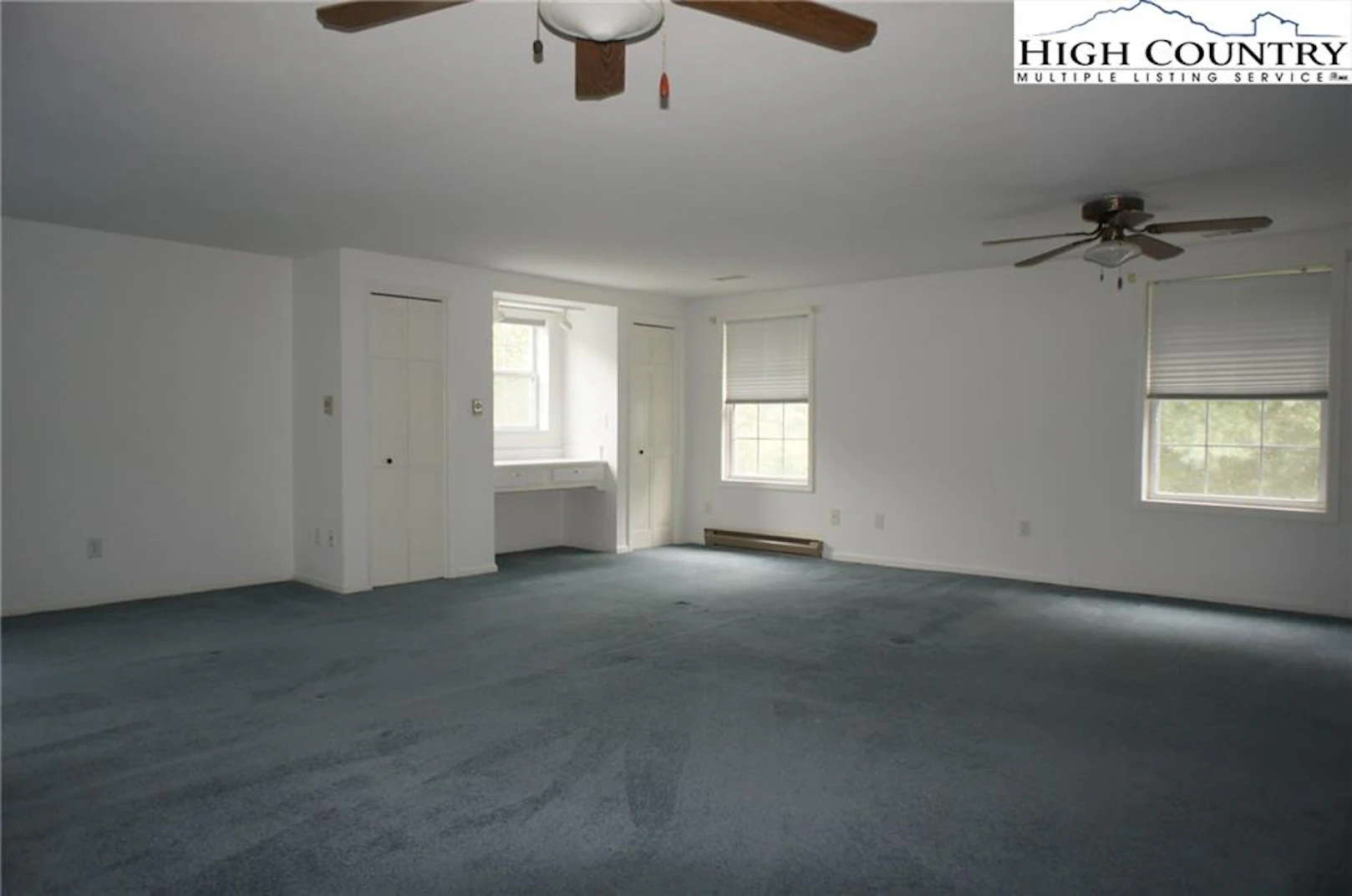 Image number 13 for the current listing