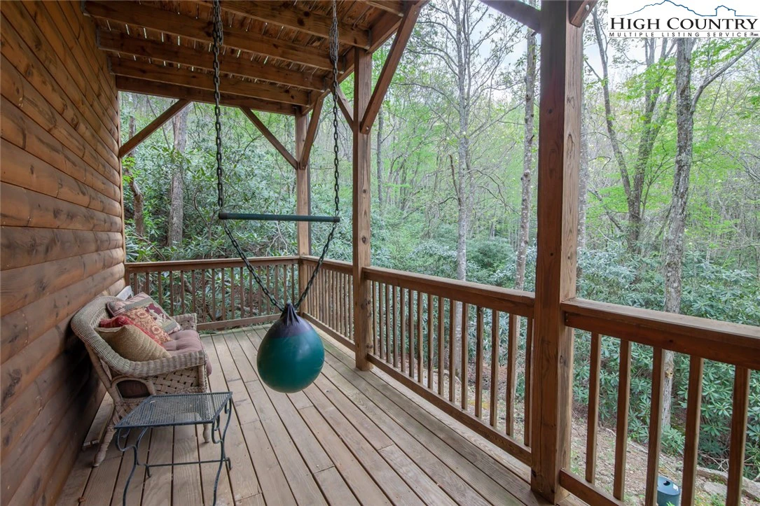Image number 3 for the current listing