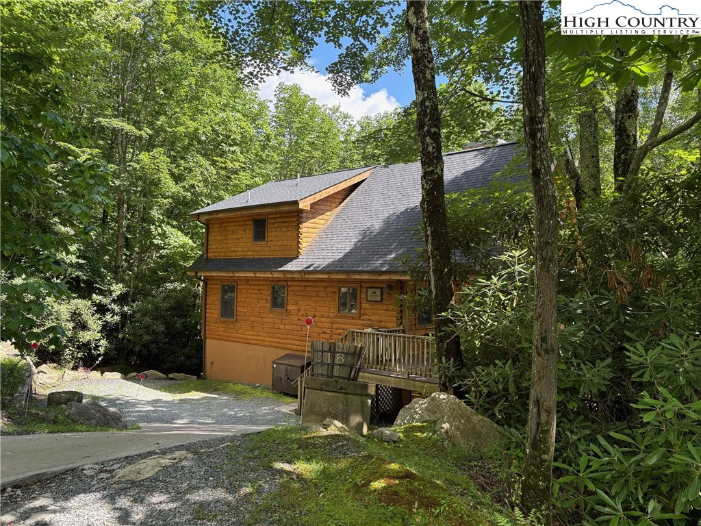Image number 1 for the current listing
