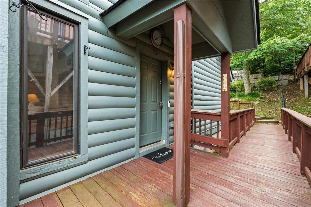 Image number 6 for the current listing