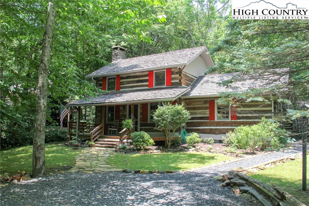 Image number 1 for the current listing