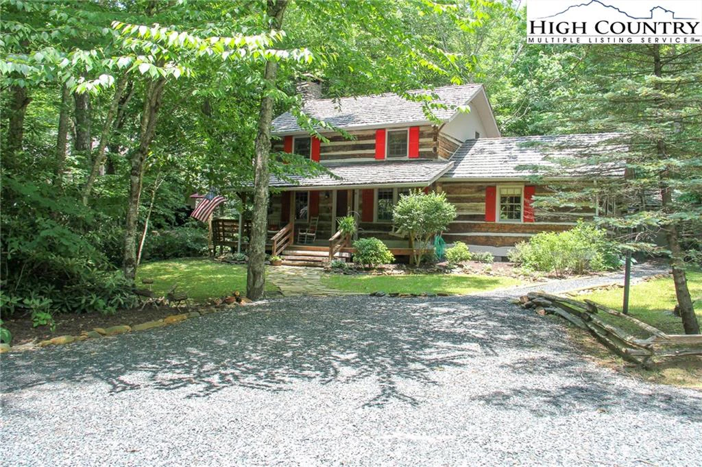 Image number 19 for the current listing