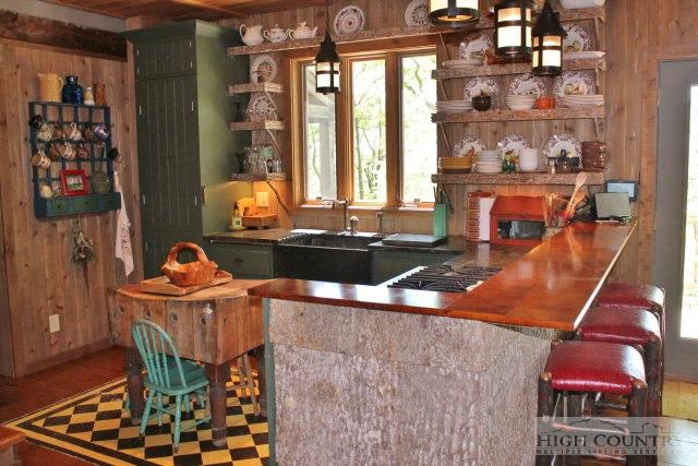 Image number 21 for the current listing