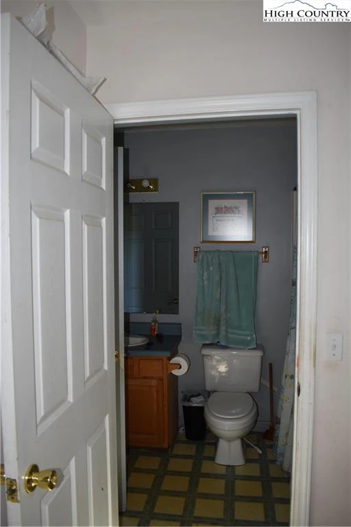Image number 10 for the current listing