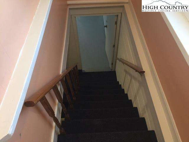 Image number 12 for the current listing