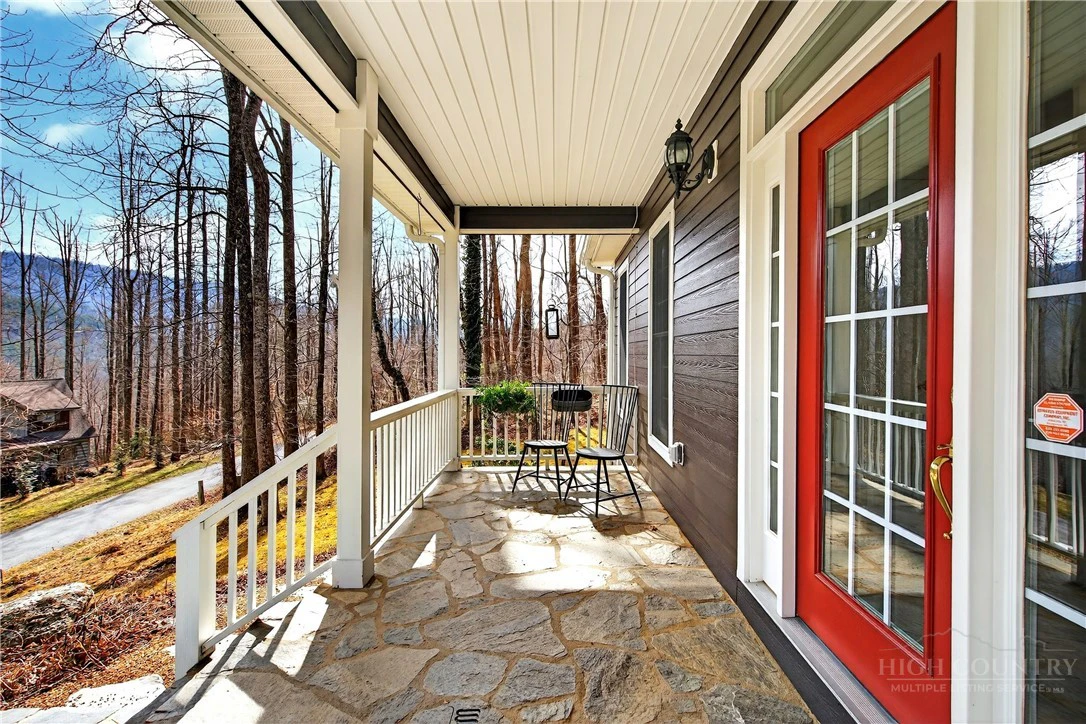 Image number 7 for the current listing