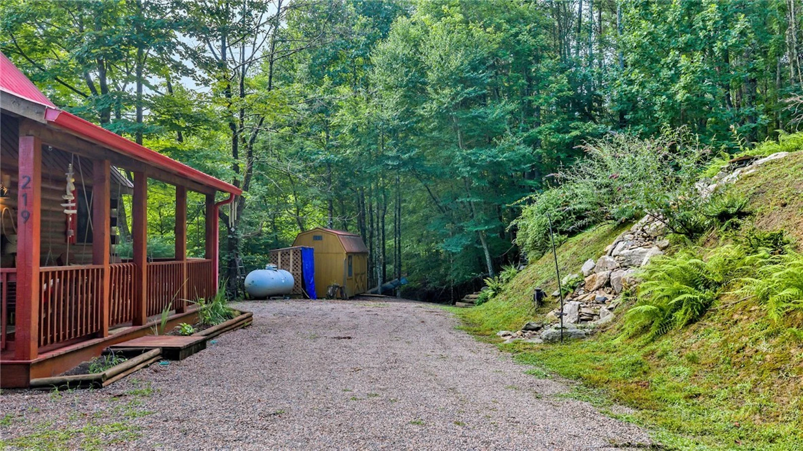 Image number 4 for the current listing