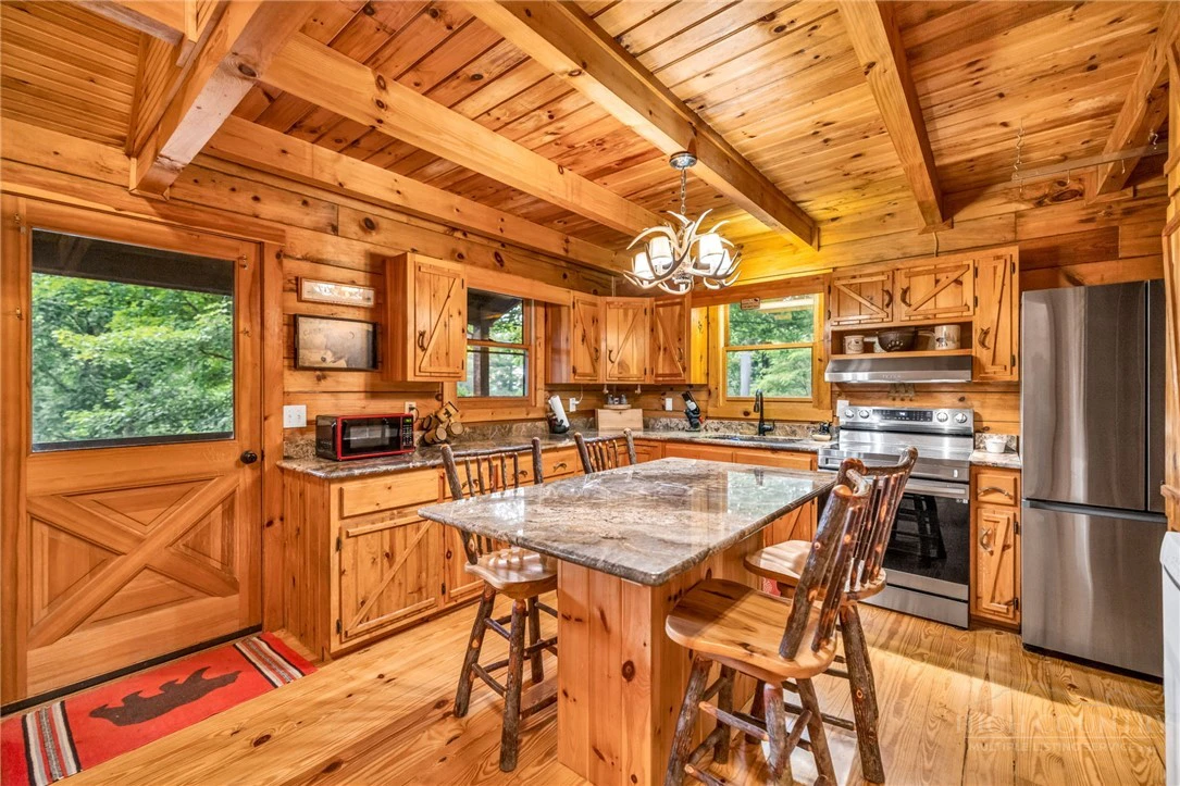 Image number 12 for the current listing