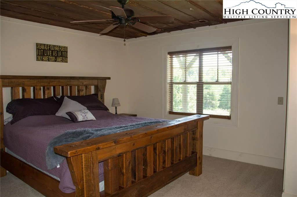 Image number 12 for the current listing